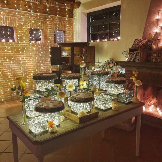 https://www.tenutacastello.it/wp-content/uploads/2022/01/torte-nuziali-540x540.jpg