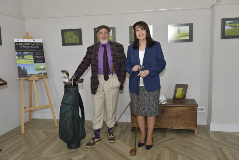 3 la curatrice con Pietro Varacalli in tenuta da golf storica